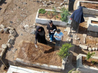 Eid In Al-Hajar Al-Aswad: Visits To Loved Ones’ Graves
