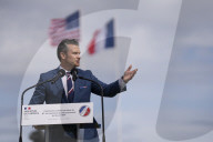 US SecDef Hegseth helps mark D-Day's 81st anniversary