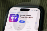 Popular And Trending Apps Photo Illustrations