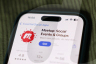 Popular And Trending Apps Photo Illustrations