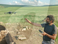 FEATURE -  Archäologen haben in der Mongolei eine über 4000 Kilometer lange neue Chinesische Mauer freigelegt