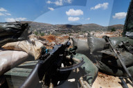 Israeli army targets Hezbollah positions in Lebanon