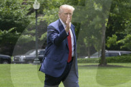 DC: President Trump hold a White House arrivals