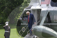 DC: President Trump hold a White House arrivals