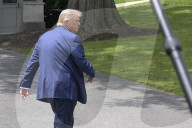 DC: President Trump hold a White House arrivals