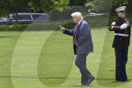 DC: President Trump hold a White House arrivals