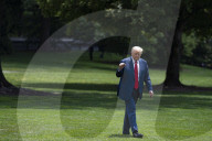 President Trump Donald J Trump Arrived At The White House  And Stops And Talk To The Press 