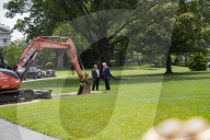 President Trump Donald J Trump Arrived At The White House  And Stops And Talk To The Press 