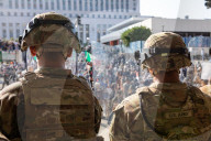 US Army protects Los Angeles federal buildings