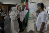 Members Of The Abed Family, Refugees, Meet With Nadya Rasheed, Palestinian Ambassador To Mexico