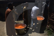 Kashmiri nomadic Muslim visit Shrine of Miyan Peer