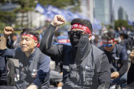 Metalworkers Chant Demands For Labor Law Reform At Seoul Rally