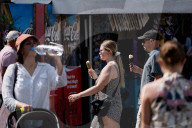 Warm Weather - Tourism In Greece