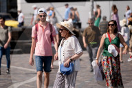 Warm Weather - Tourism In Greece