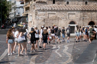 Warm Weather - Tourism In Greece