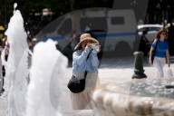 Warm Weather - Tourism In Greece