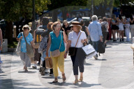 Warm Weather - Tourism In Greece