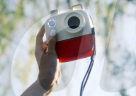 Camera writes poetry instead of taking photos