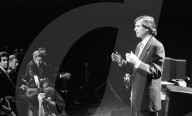 Steve Jobs launches NeXt Computers - 1988