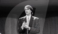 Steve Jobs launches NeXt Computers - 1988