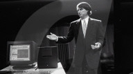 Steve Jobs launches NeXt Computers - 1988