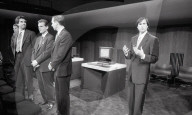 Steve Jobs launches NeXt Computers - 1988