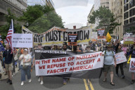 DC: Demonsttrators hold a 250 US Army rally
