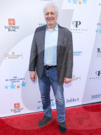 13th Annual Ed Asner And Friends Poker Tournament Celebrity Night