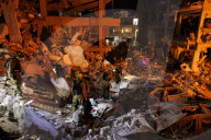 Iranian missiles hit Israel, kill 6