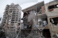 Iranian missiles hit Israel, kill 6