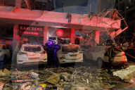 Iranian missiles hit Israel, kill 6