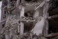Iranian missiles hit Israel, kill 6