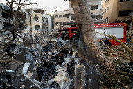 Iranian missiles hit Tel Aviv