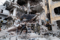 Iranian missiles hit Tel Aviv