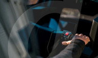 Tilting electric car steered with handlbars