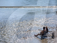 Heatwave Relaxation At River Isar In Munich