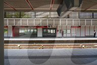 Vienna International Centre - Kaisermuehlen Station 