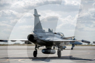 KI übernimmt das Cockpit: Saab und Helsing testen erfolgreich die Modifizierung eines Gripen E Kampfjets