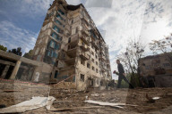 Zelensky honors memory of Kyiv dead