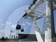 Cable car across the Thames gets glass-floor cabins