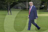 DC: President Trump hold a White House departure