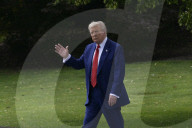 DC: President Trump hold a White House departure