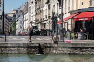Heatwave In Paris