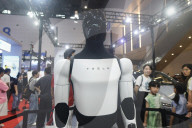 Tesla's Humanoid Robot Optimus