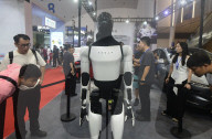 Tesla's Humanoid Robot Optimus