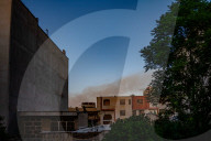 NEWS - US-Angriff auf den Iran: Brand in den Hügeln hinter der iranischen Stadt Shiraz