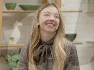 Sydney Sweeney tries Japanese crockery fixing art