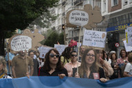 Neighborhood Protest For A Clean Santander