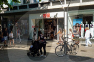 UNIQLO Store