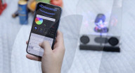 Streaming speaker displays 3D holograms